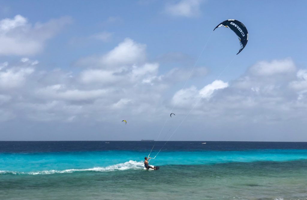 kitesurfen bij Atlantis Beach